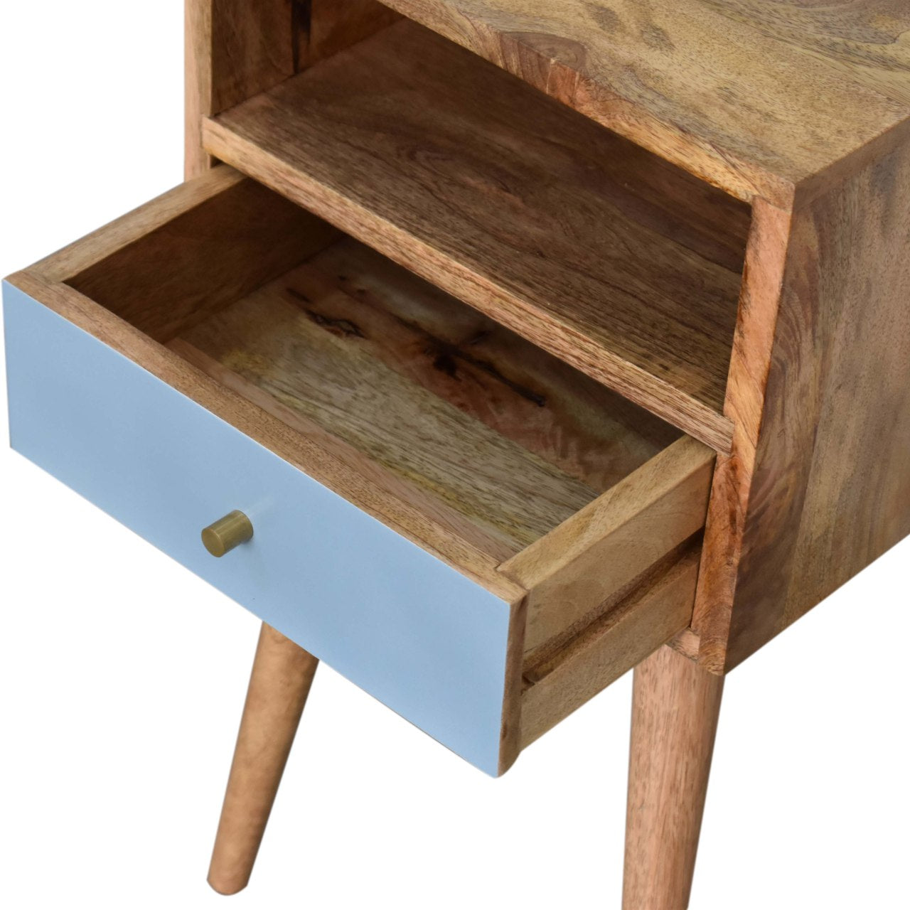 WillowStone artisan furniture