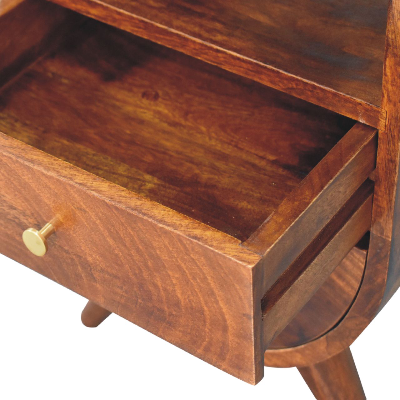 WillowStone artisan furniture