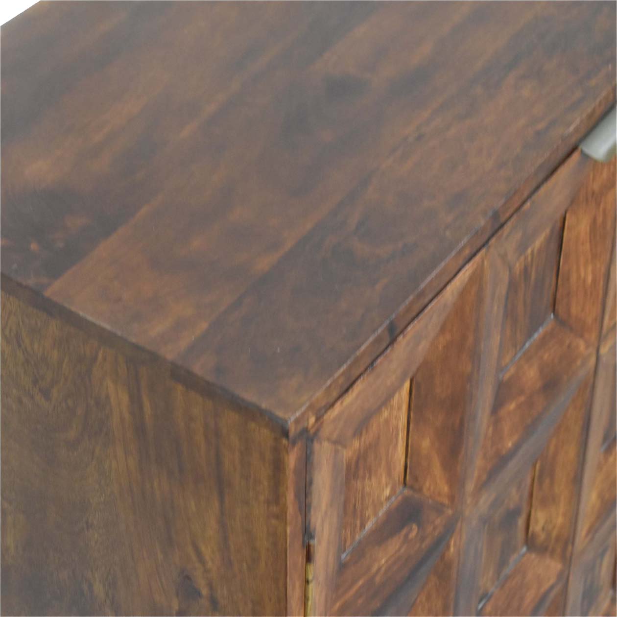WillowStone artisan furniture