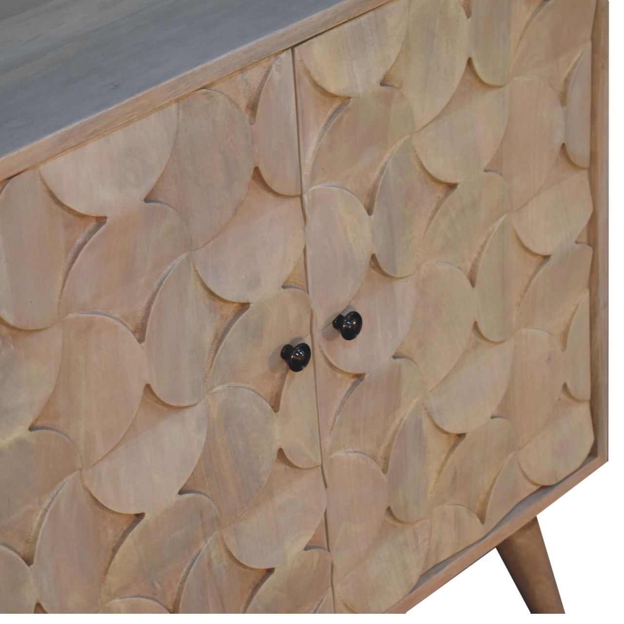 WillowStone artisan furniture