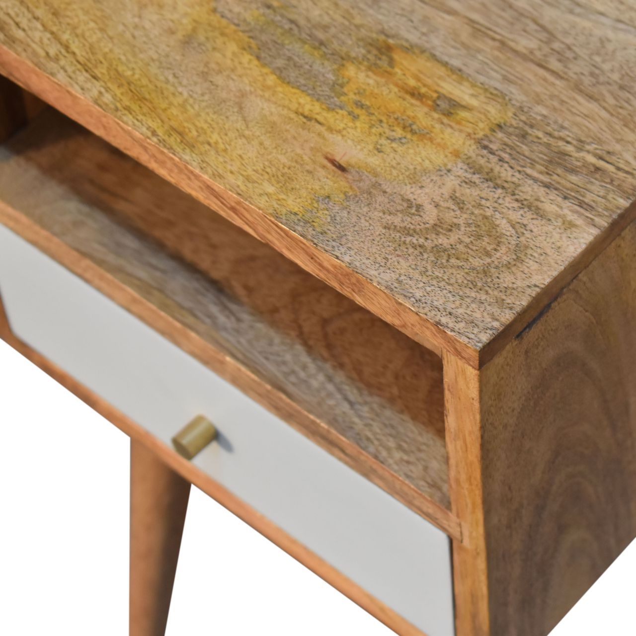 WillowStone artisan furniture