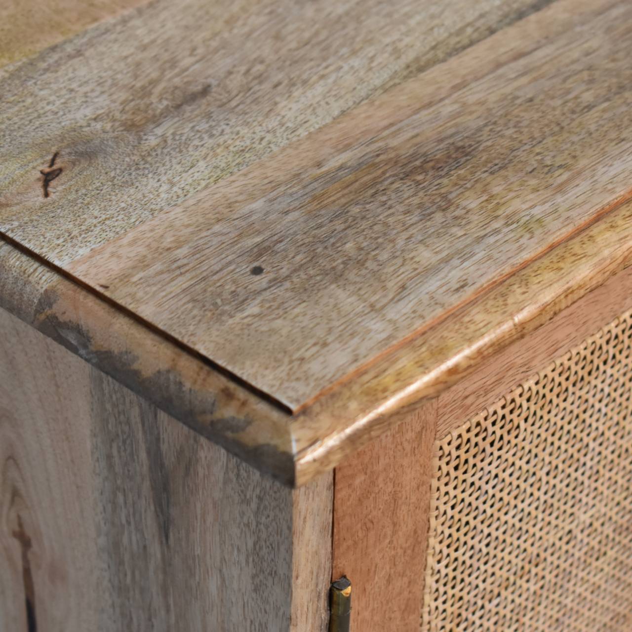 WillowStone artisan furniture