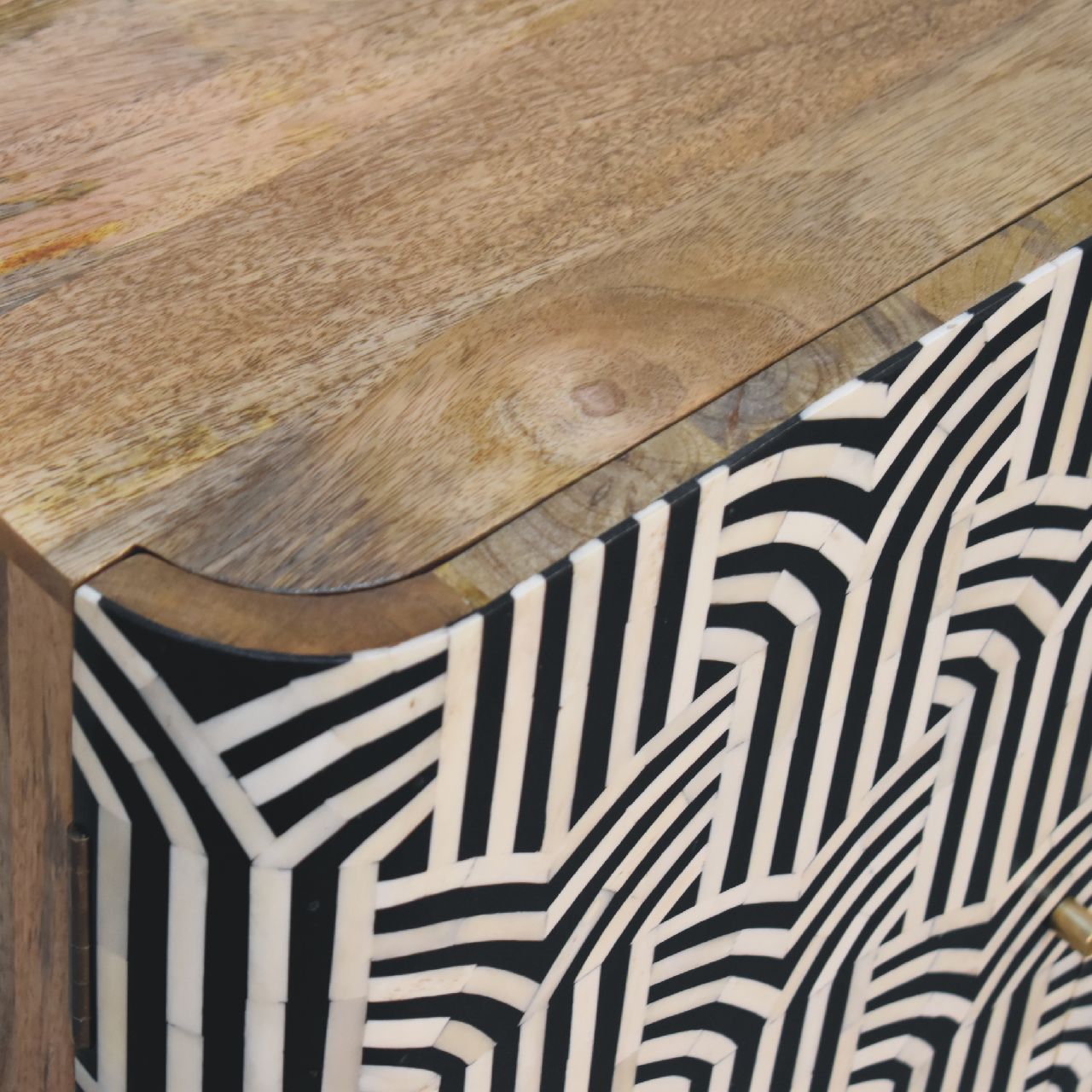 WillowStone artisan furniture