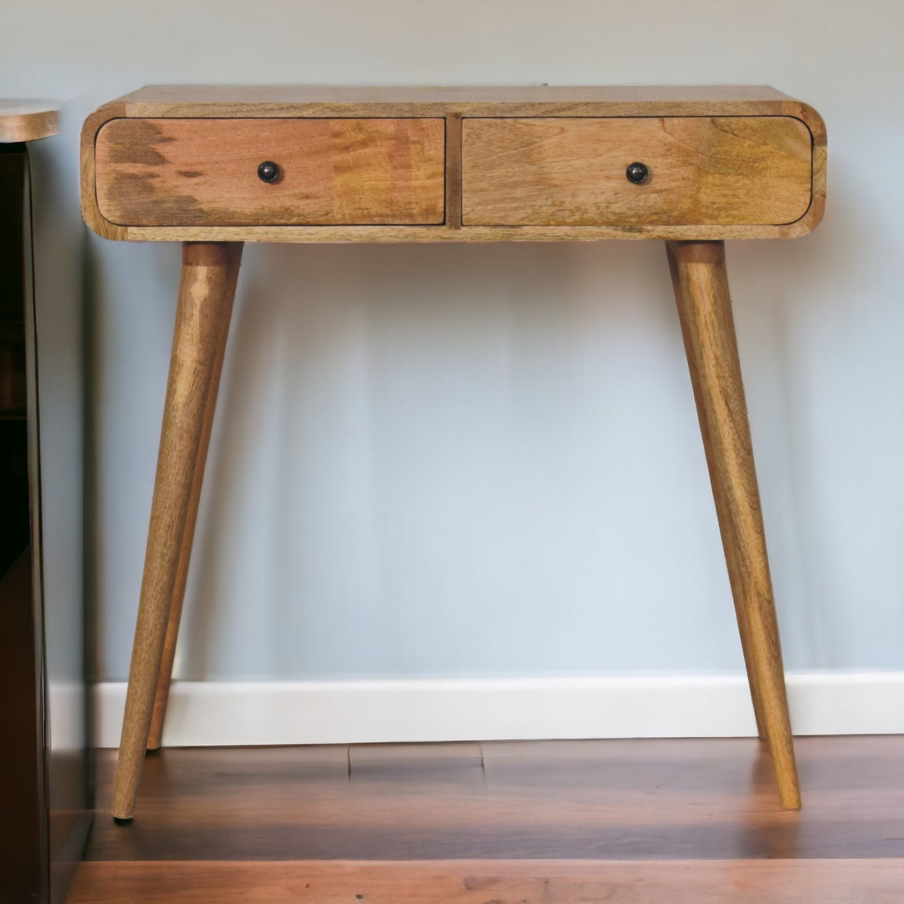 WillowStone artisan furniture
