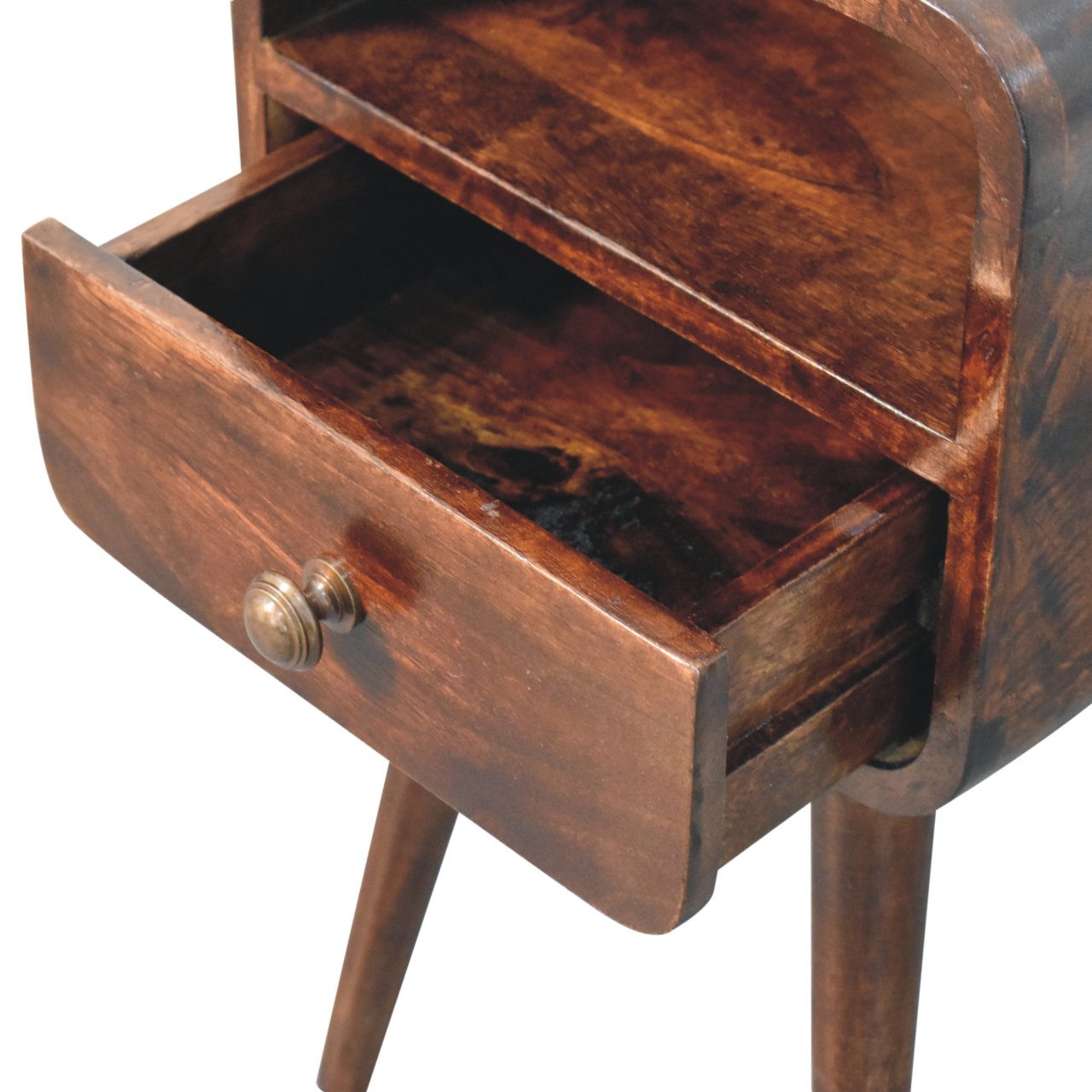 WillowStone artisan furniture