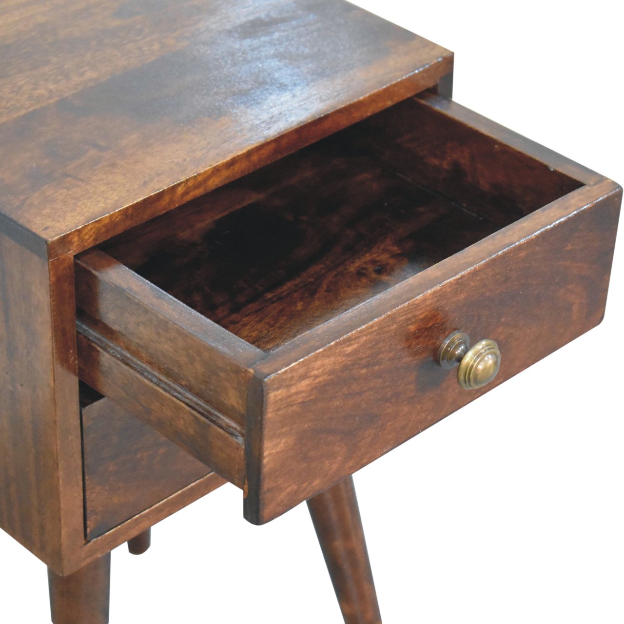 WillowStone artisan furniture