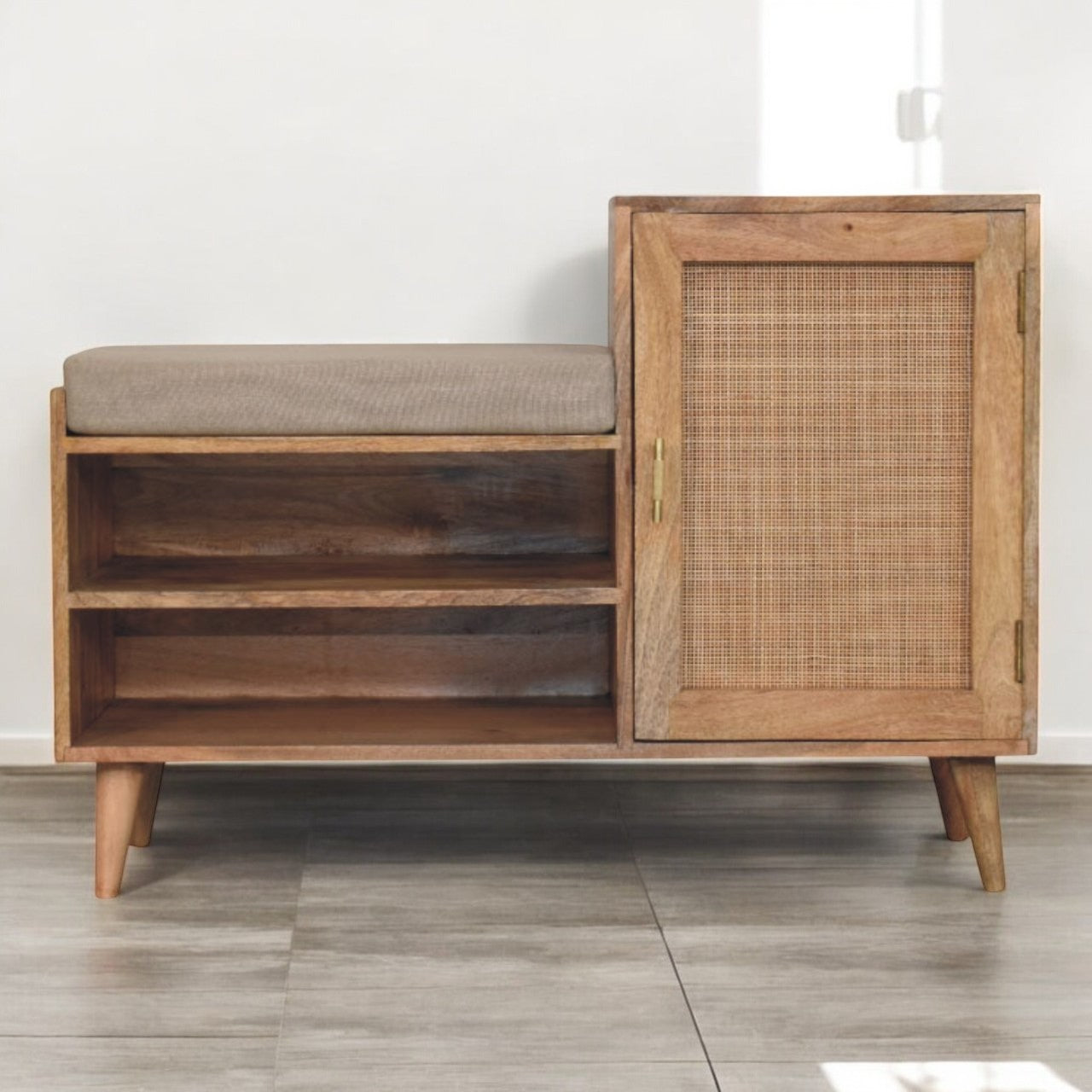 WillowStone Larissa 2 slot Oak-ish Bench Unit