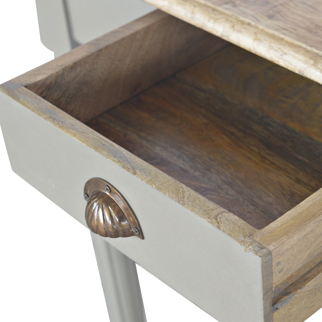WillowStone artisan furniture
